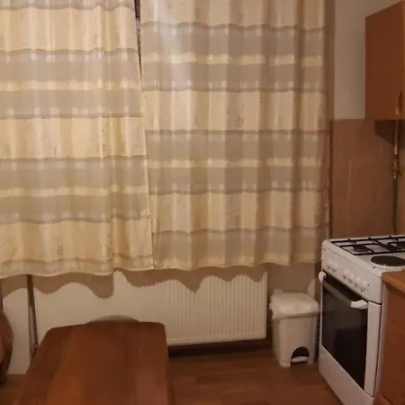 Stan,apartman,zimmer Kod Scc-a Sarajevo