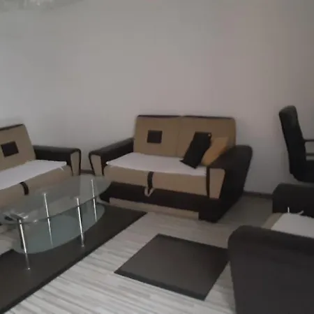 Stan,apartman,zimmer Kod Scc-a Sarajevo